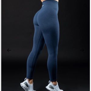 ISO Alphalete Amplify Leggings Oceania XS or XXS